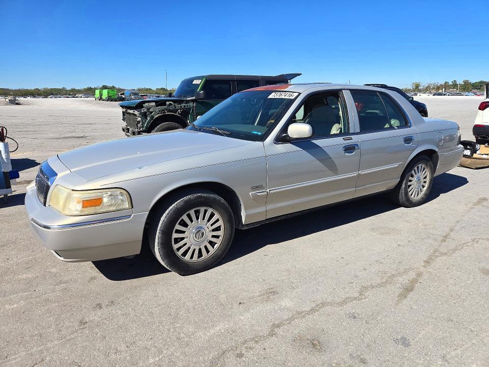 Снимка 1 от търг – 2006 MERCURY GRAND MARQUIS с VIN 2MHHM75W86X604419