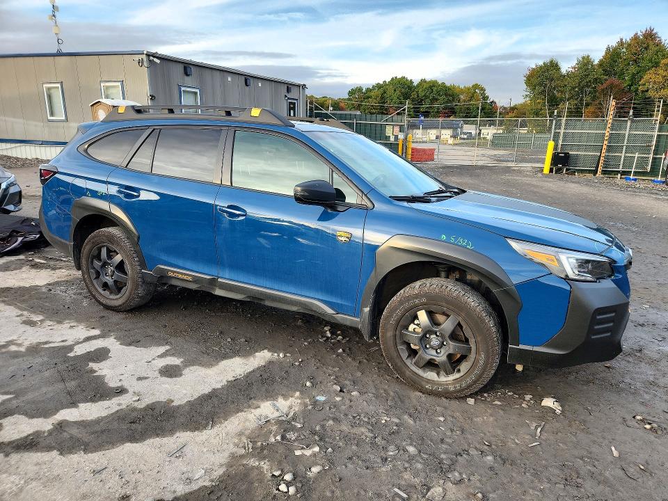 Снимка 4 от търг – 2022 SUBARU OUTBACK с VIN 4S4BTGUD8N3232627