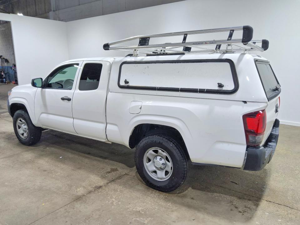 Photo 2 from auction – 2022 TOYOTA TACOMA with VIN 3TYRX5GNXNT043240