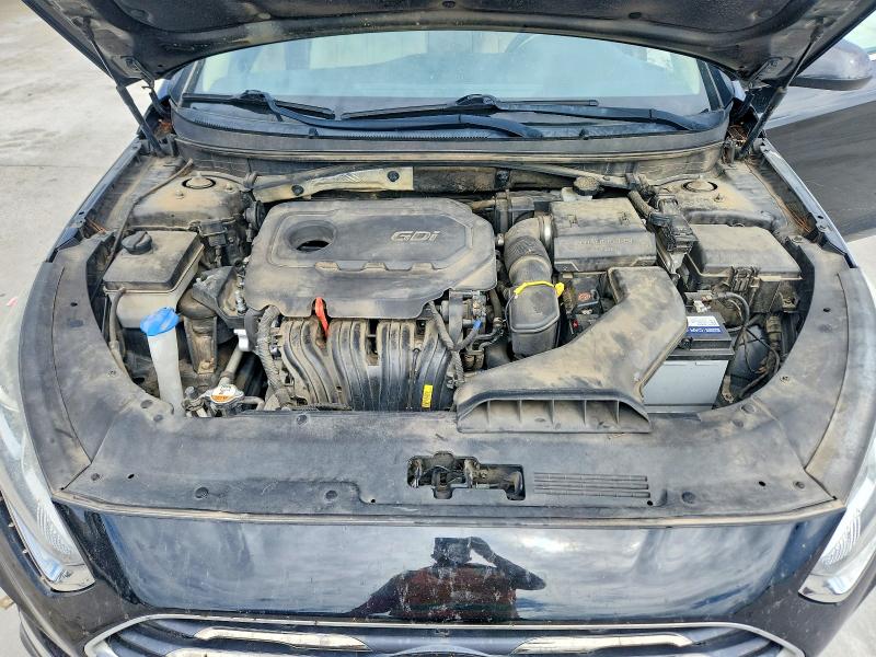 Photo 11 from auction – 2018 HYUNDAI SONATA with VIN 5NPE24AF0JH702317