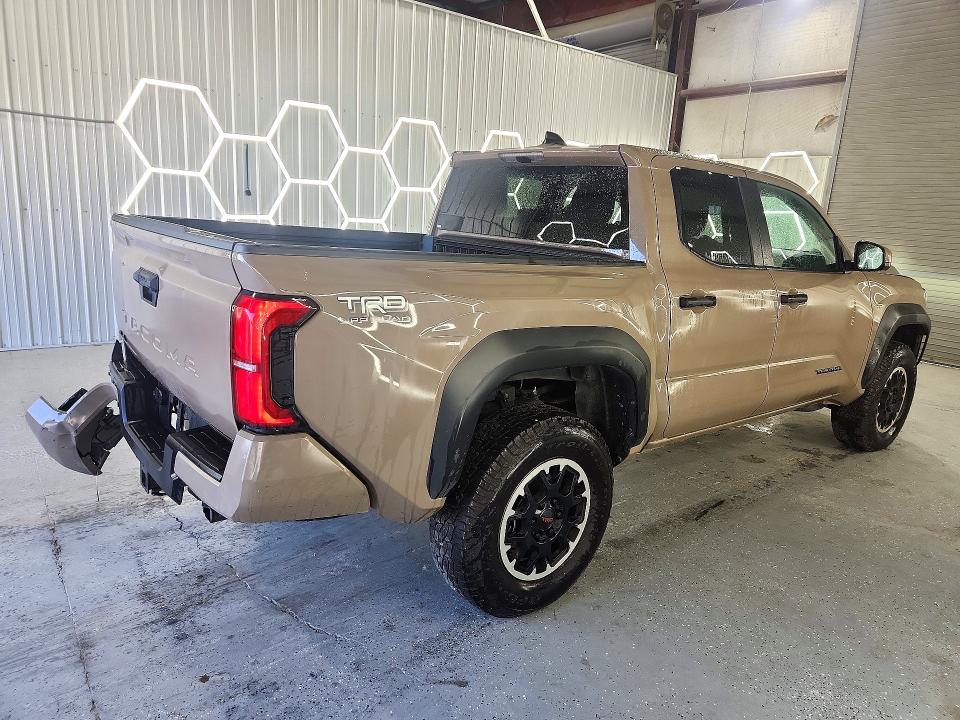 Снимка 3 от търг – 2026 TOYOTA TACOMA с VIN 3TMLB5JN5TM277632