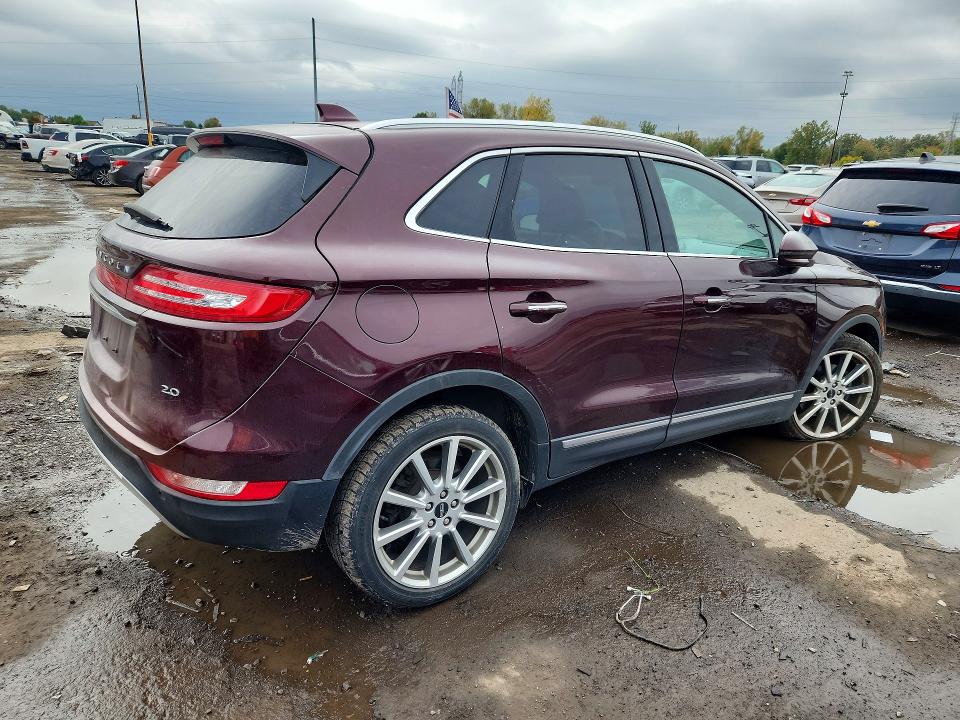Фото 3 с аукциона – 2019 LINCOLN MKC с VIN 5LMCJ3C95KUL04208