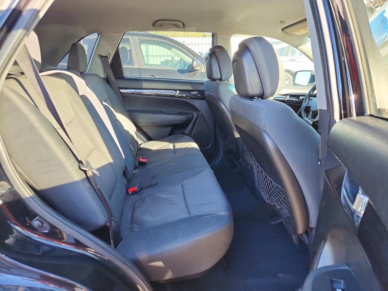 Снимка 11 от търг – 2013 KIA SORENTO с VIN 5XYKTDA6XDG376862