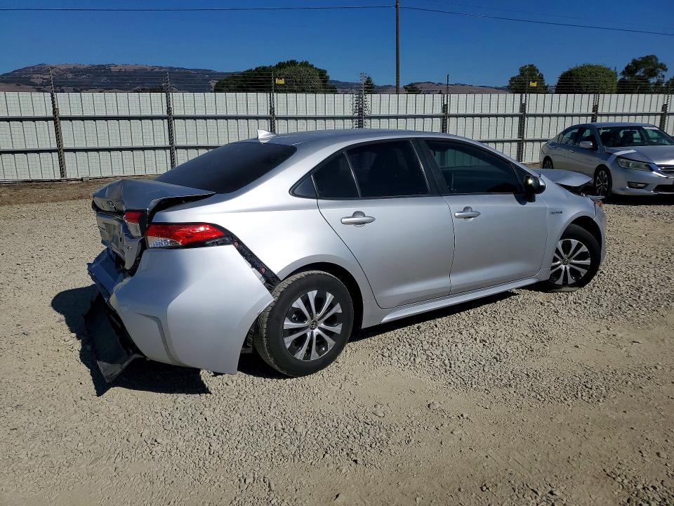 Снимка 3 от търг – 2021 TOYOTA COROLLA с VIN JTDEAMDE1MJ018846