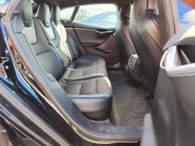 Foto 10 de la subasta – 2017 TESLA MODEL S con VIN 5YJSA1E15HF232734