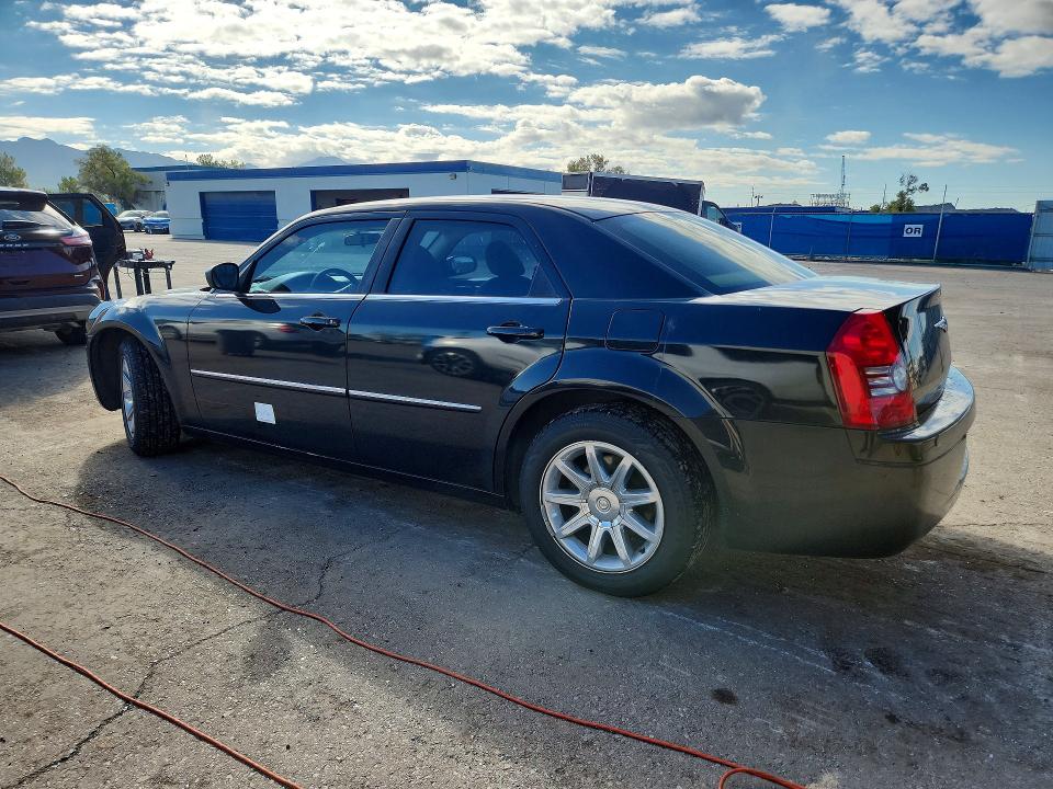 Фото 2 с аукциона – 2009 CHRYSLER 300 с VIN 2C3KA43D39H502820