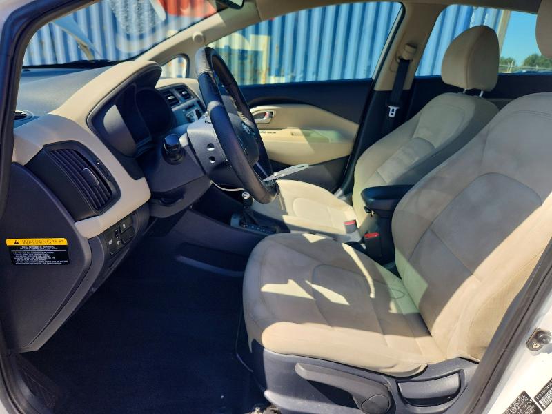 Foto 7 de la subasta – 2013 KIA RIO con VIN KNADN4A36D6121358