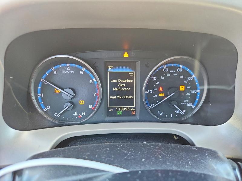 Снимка 9 от търг – 2018 TOYOTA RAV4 с VIN 2T3WFREV2JW519548