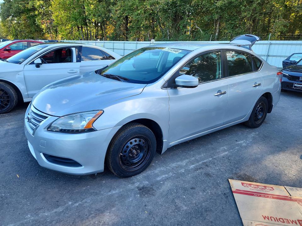 NISSAN SENTRA 2014 with VIN 3N1AB7AP5EY237702 - Photo from auction