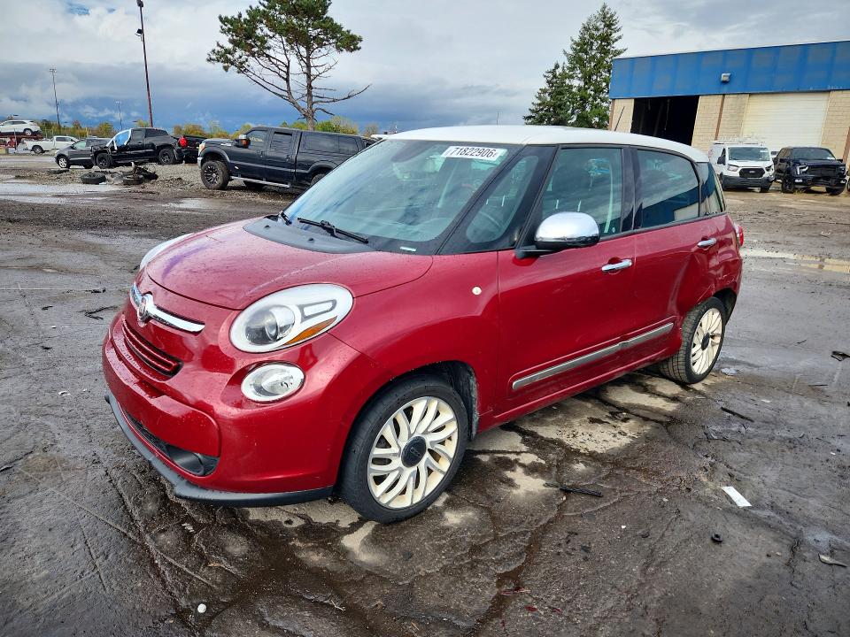 FIAT 500L 2014 مع رقم تعريف المركبة ZFBCFACH7EZ023705 - صورة من المزاد