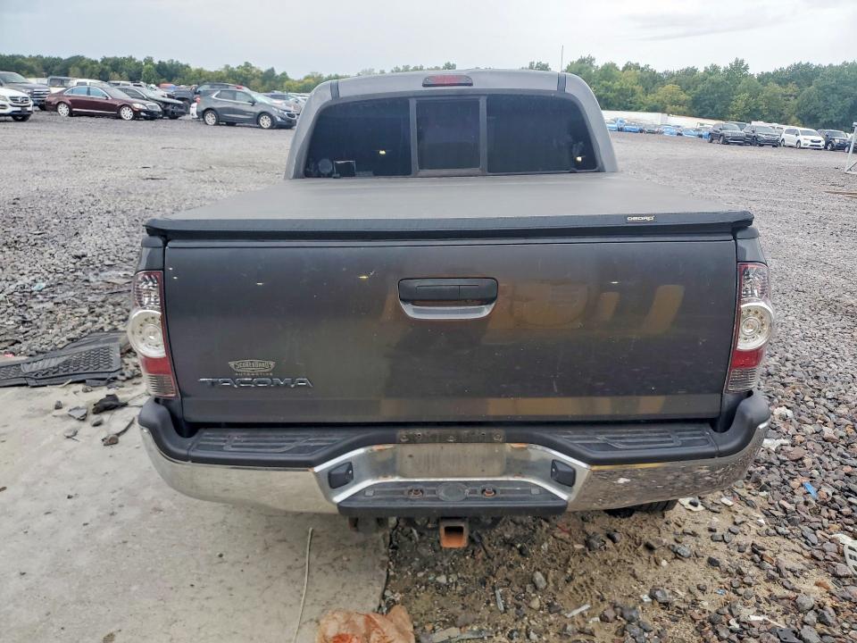 Снимка 6 от търг – 2011 TOYOTA TACOMA с VIN 3TMLU4EN5BM079596