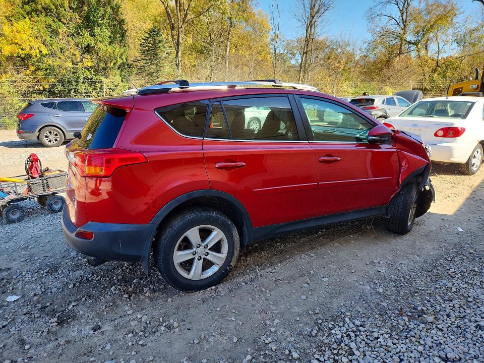 Снимка 3 от търг – 2013 TOYOTA RAV4 с VIN 2T3RFREV4DW100070