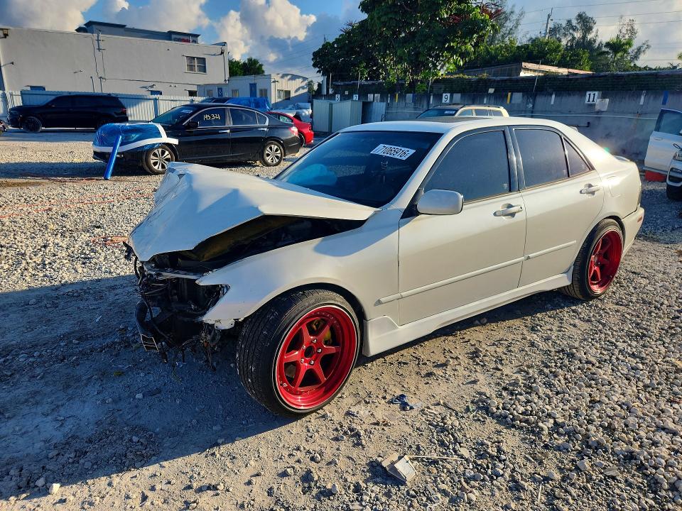 LEXUS IS 300 2002 with VIN JTHBD192020064158 - Photo from auction