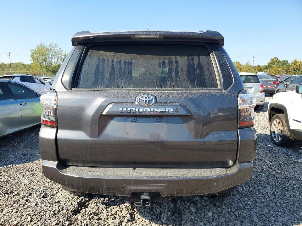 Photo 6 from auction – 2023 TOYOTA 4RUNNER with VIN JTEEU5JR1P5284431
