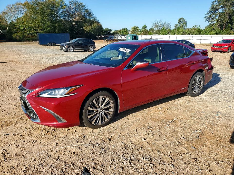Снимка 1 от търг – 2019 LEXUS ES с VIN JTHB21B14K2011197