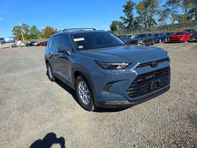 Foto 3 de la subasta – 2026 TOYOTA GRAND HIGHLANDER con VIN 5TDAAAB56TS136876