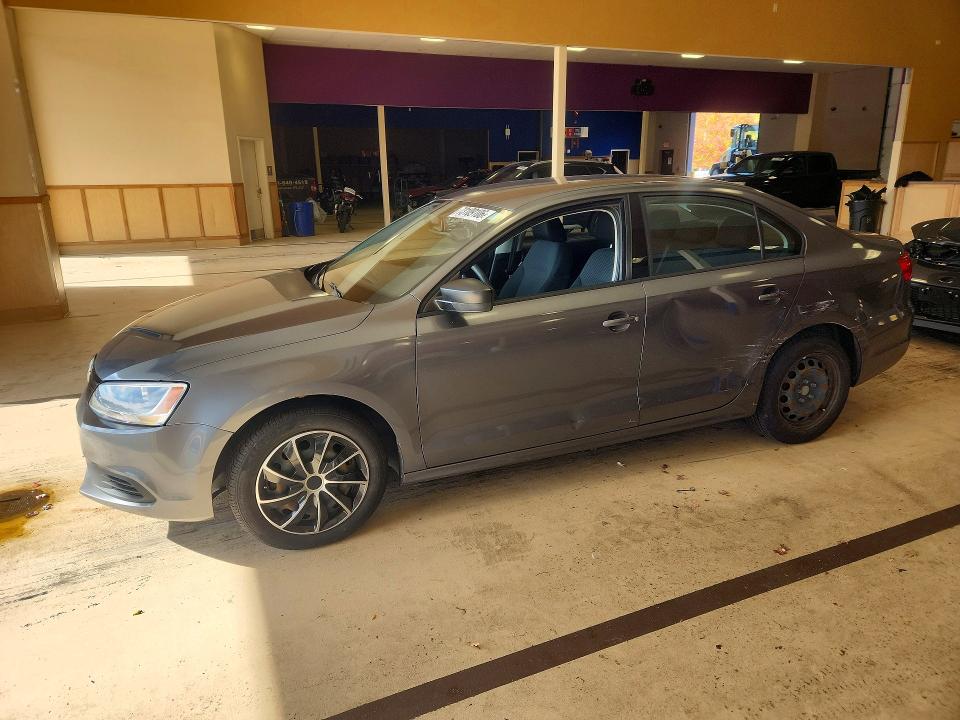 Снимка 1 от търг – 2011 VOLKSWAGEN JETTA с VIN 3VW2K7AJ2BM104506