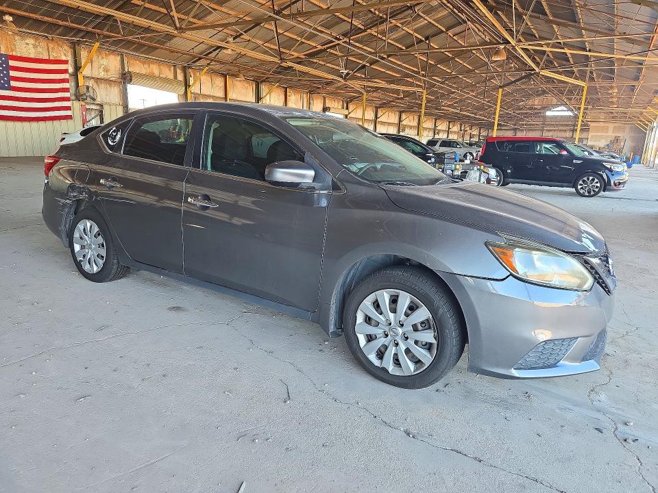 Снимка 4 от търг – 2017 NISSAN SENTRA с VIN 3N1AB7AP0HY320698
