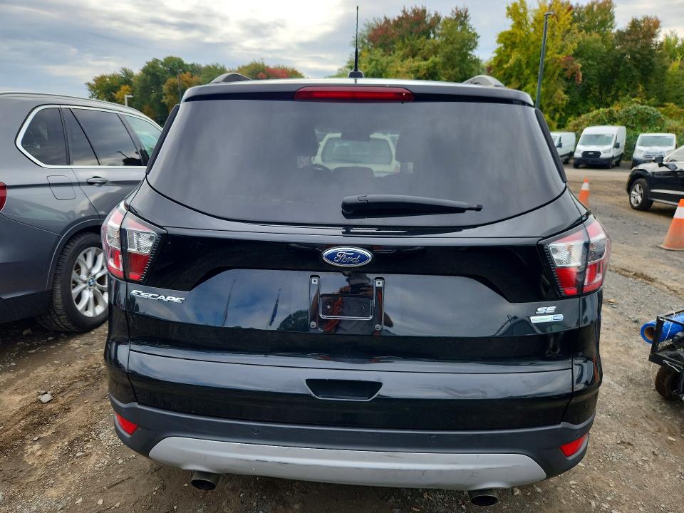 Photo 6 from auction – 2017 FORD ESCAPE with VIN 1FMCU9G93HUB55524