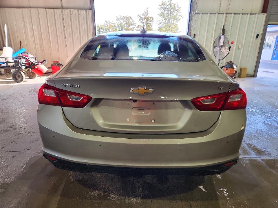 Photo 6 from auction – 2023 CHEVROLET MALIBU with VIN 1G1ZD5ST9PF193670