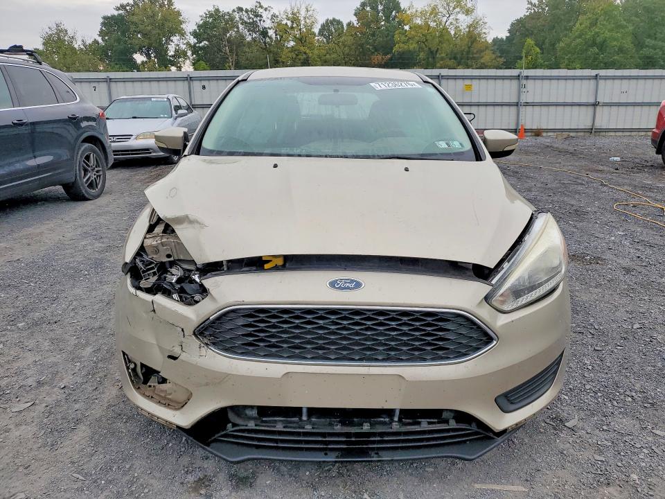Photo 5 from auction – 2017 FORD FOCUS with VIN 1FADP3K20HL311635