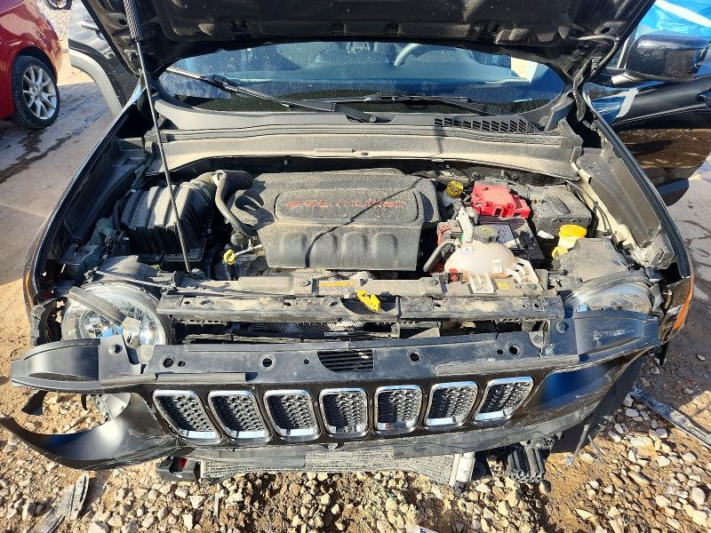 Photo 11 from auction – 2019 JEEP RENEGADE with VIN ZACNJBBB0KPK66691