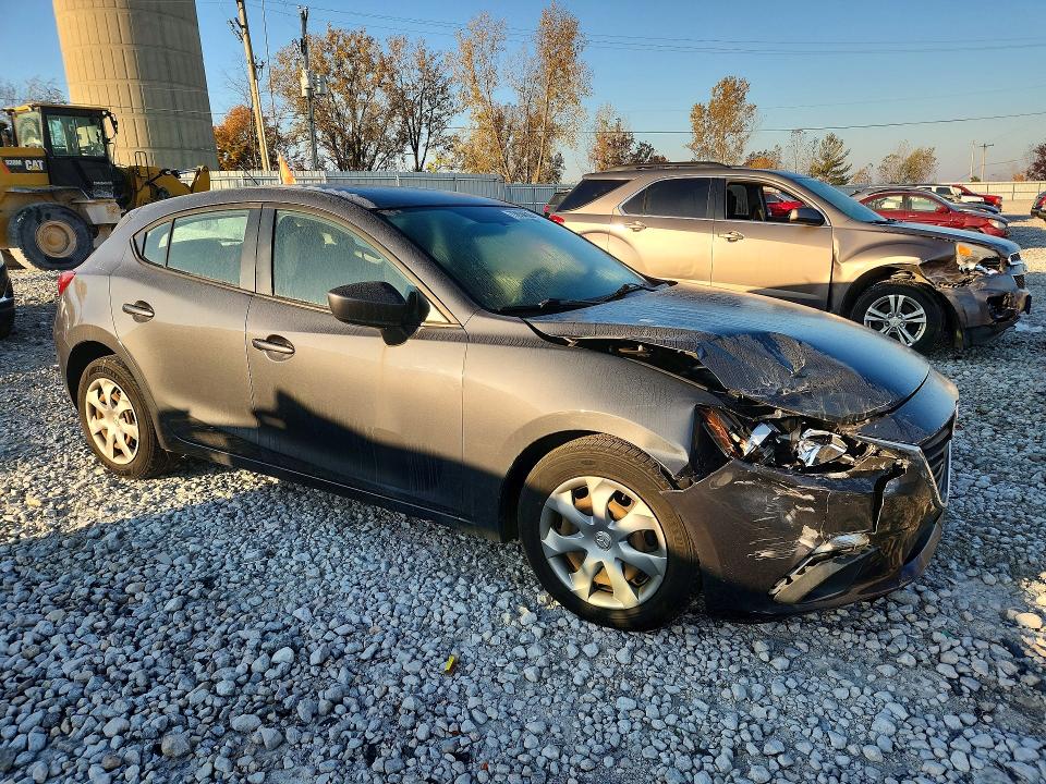 Снимка 4 от търг – 2015 MAZDA 3 с VIN 3MZBM1K77FM154740
