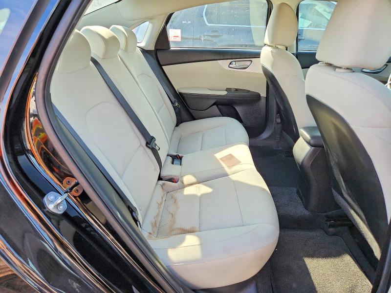 Photo 10 from auction – 2023 KIA FORTE with VIN 3KPF24AD6PE655732