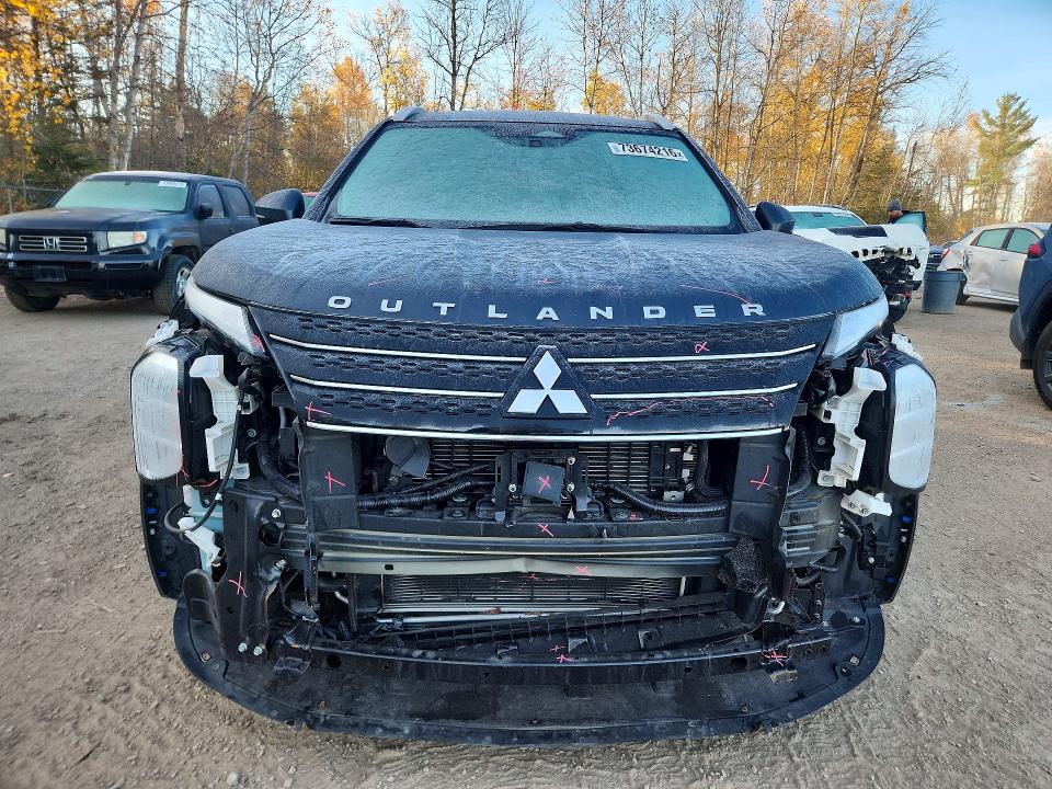 Снимка 5 от търг – 2024 MITSUBISHI OUTLANDER с VIN JA4T5VA96RZ623361