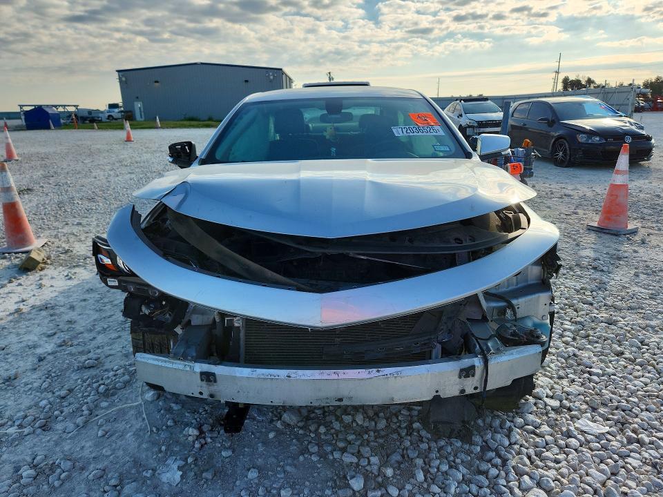 Photo 5 from auction – 2018 CHEVROLET IMPALA with VIN 2G1125S31J9150198
