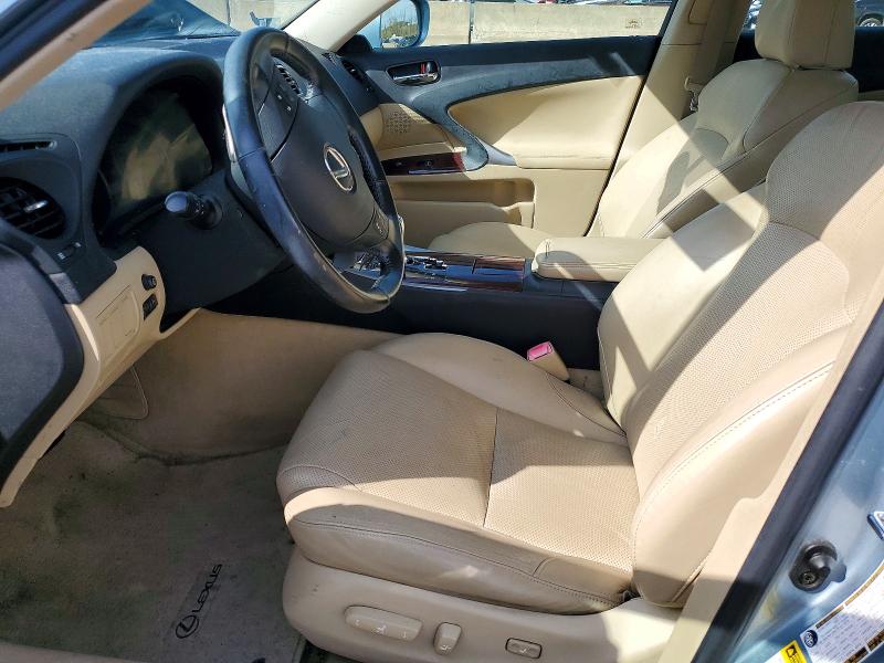 Снимка 7 от търг – 2006 LEXUS IS с VIN JTHBK262962017110