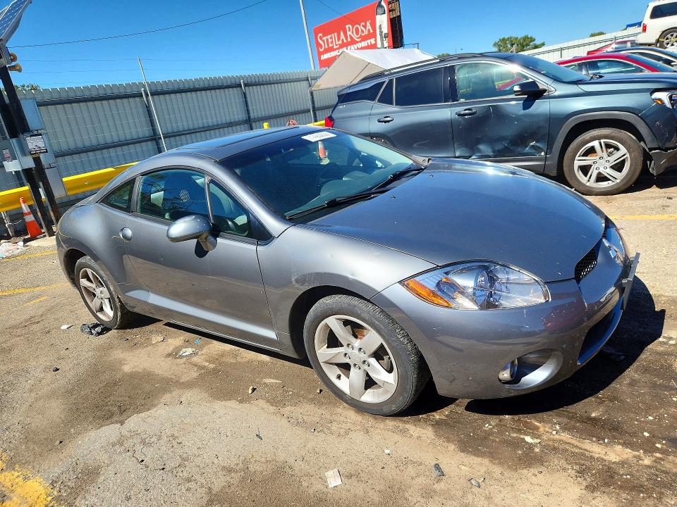 Снимка 4 от търг – 2006 MITSUBISHI ECLIPSE с VIN 4A3AK34T96E024701