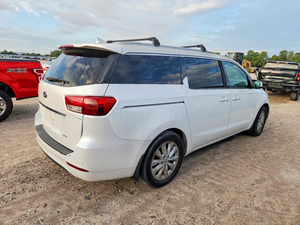 Photo 3 from auction – 2016 KIA SEDONA with VIN KNDMC5C15G6135301