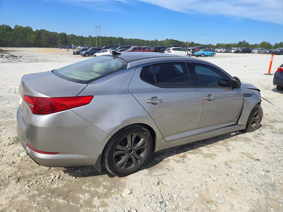 Foto 3 de la subasta – 2013 KIA OPTIMA con VIN 5XXGN4A70DG240950