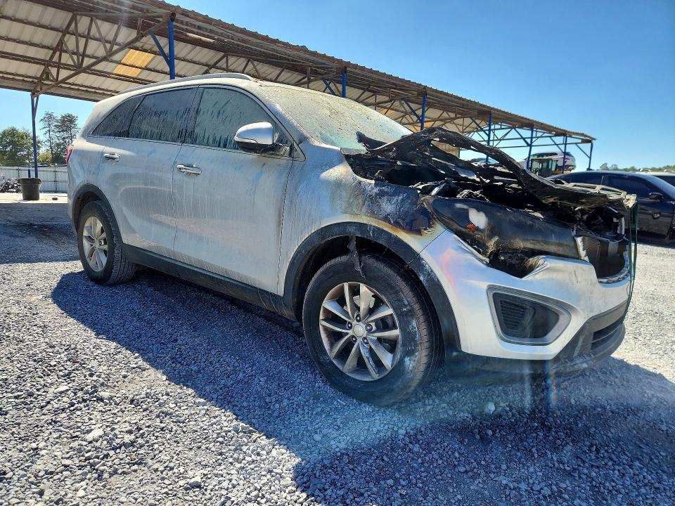 Zdjęcie 4 z aukcji – 2016 KIA SORENTO z VIN 5XYPG4A38GG040342