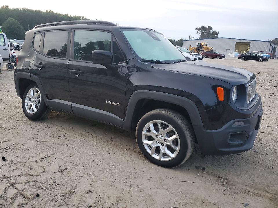 Снимка 4 от търг – 2016 JEEP RENEGADE с VIN ZACCJBBT4GPC61195