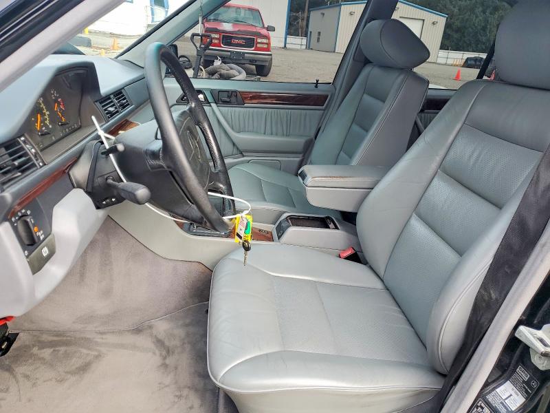 Photo 7 from auction – 1995 MERCEDES-BENZ E with VIN WDBEA34E0SC193518