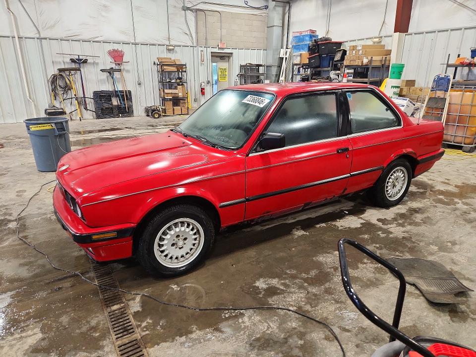 BMW 325 1989 с VIN WBAAA1304K4142895 - Снимка от търг