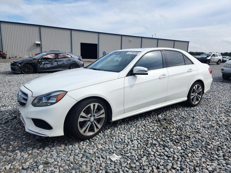 Photo 1 from auction – 2015 MERCEDES-BENZ E with VIN WDDHF5KB0FB086099