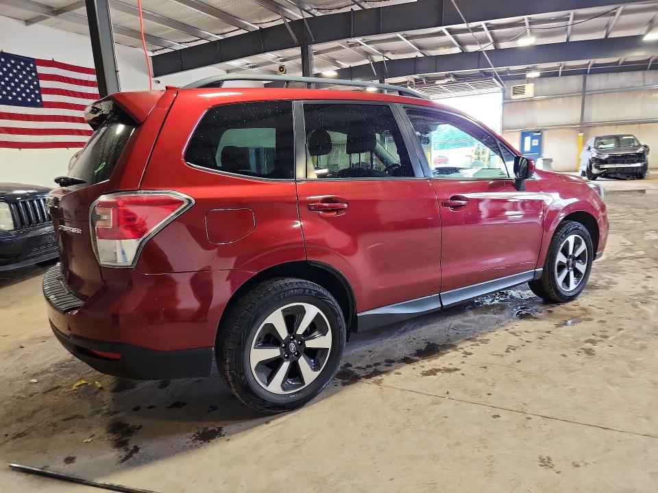 Фото 3 с аукциона – 2018 SUBARU FORESTER с VIN JF2SJAGC1JH440275