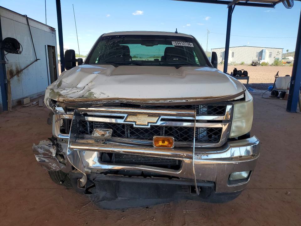 Снимка 5 от търг – 2011 CHEVROLET SILVERADO с VIN 1GC1CXC85BF117062