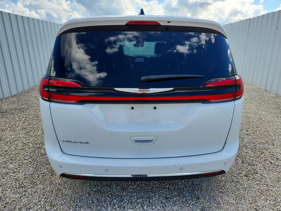 Photo 6 from auction – 2024 CHRYSLER PACIFICA with VIN 2C4RC1BG7RR125045
