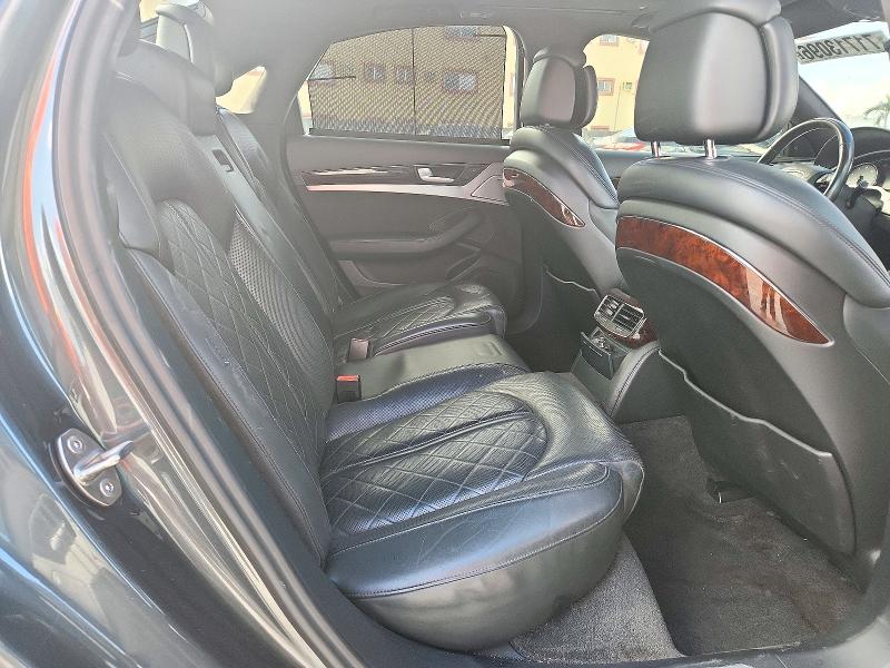 Фото 10 с аукциона – 2013 AUDI S8 с VIN WAUD2AFD4DN033570