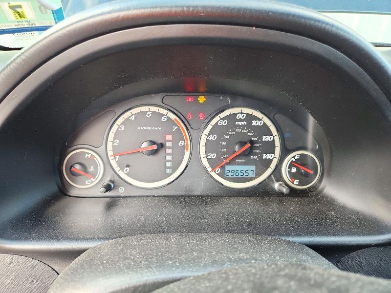 Photo 9 from auction – 2004 HONDA CR-V with VIN SHSRD78804U244617