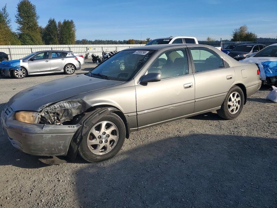 TOYOTA CAMRY 1999 с VIN JT2BF28K9X0191669 - Снимка от търг