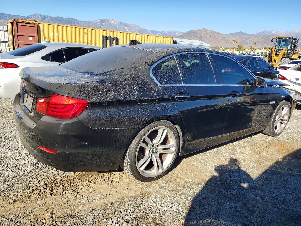 Снимка 3 от търг – 2011 BMW 528 с VIN WBAFR1C51BC750082
