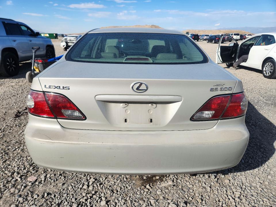 Фото 6 с аукциона – 2002 LEXUS ES с VIN JTHBF30G420076635