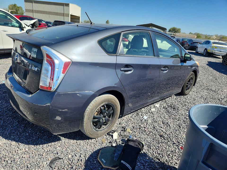 Photo 3 from auction – 2014 TOYOTA PRIUS with VIN JTDKN3DU1E1740764