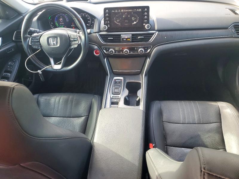 Снимка 8 от търг – 2020 HONDA ACCORD с VIN 1HGCV3F93LA006610