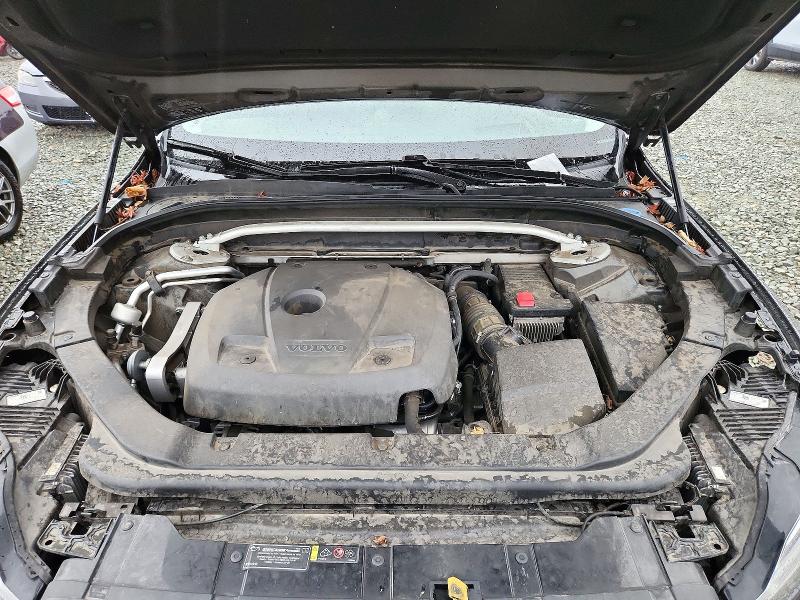 Снимка 12 от търг – 2018 VOLVO XC60 с VIN YV4A22RL1J1042130